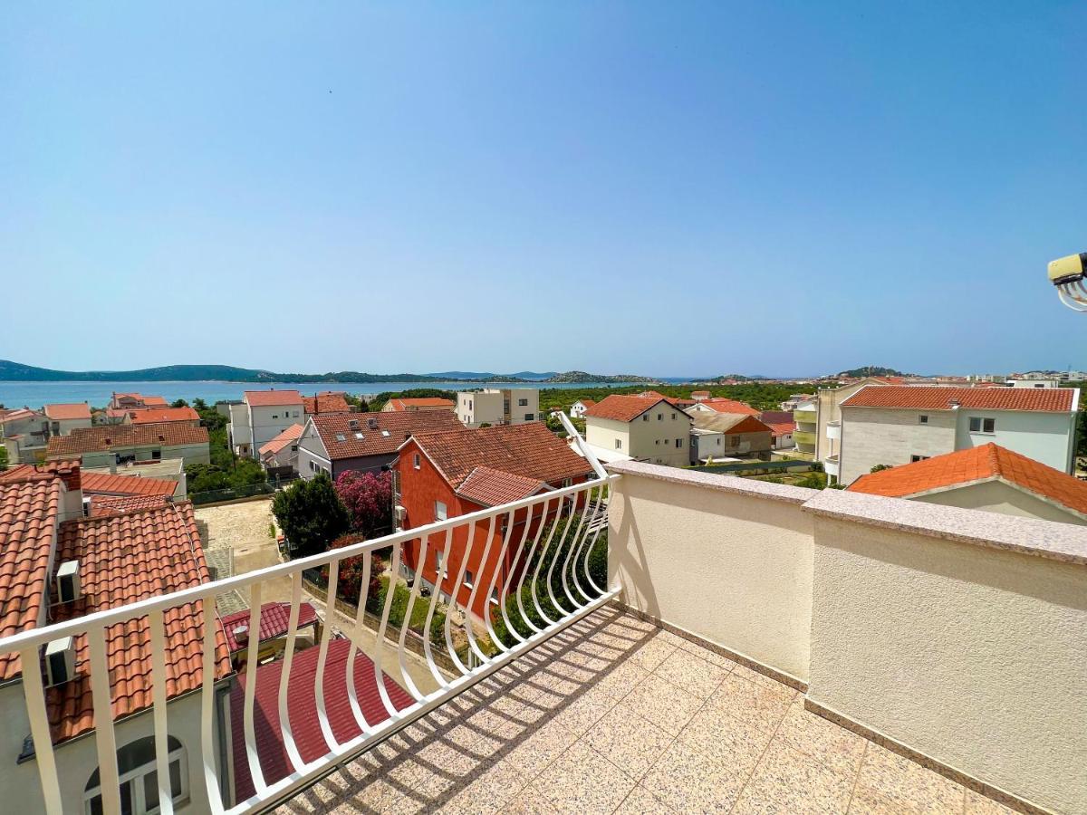 Apartments Valentino Vodice Luaran gambar