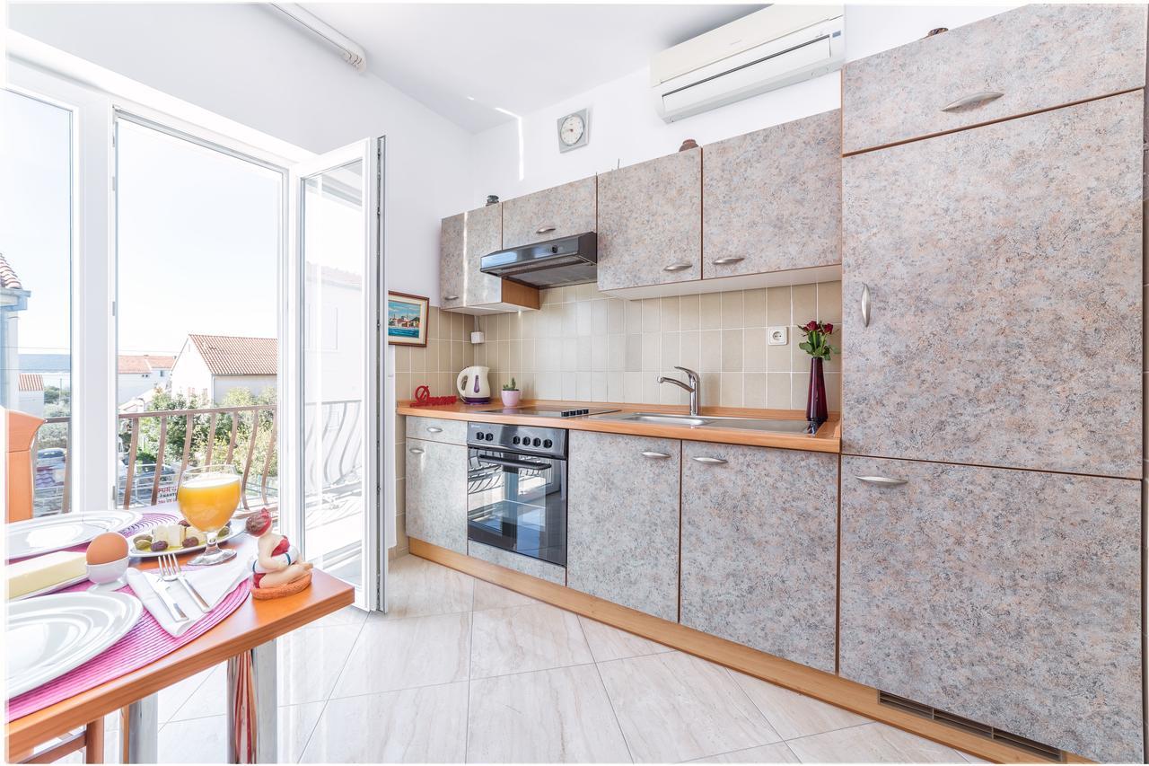 Apartments Valentino Vodice Luaran gambar