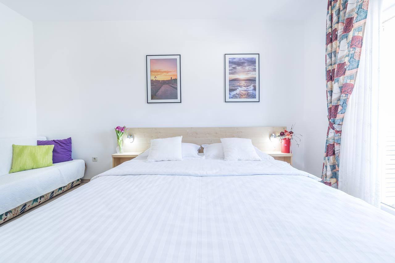 Apartments Valentino Vodice Luaran gambar