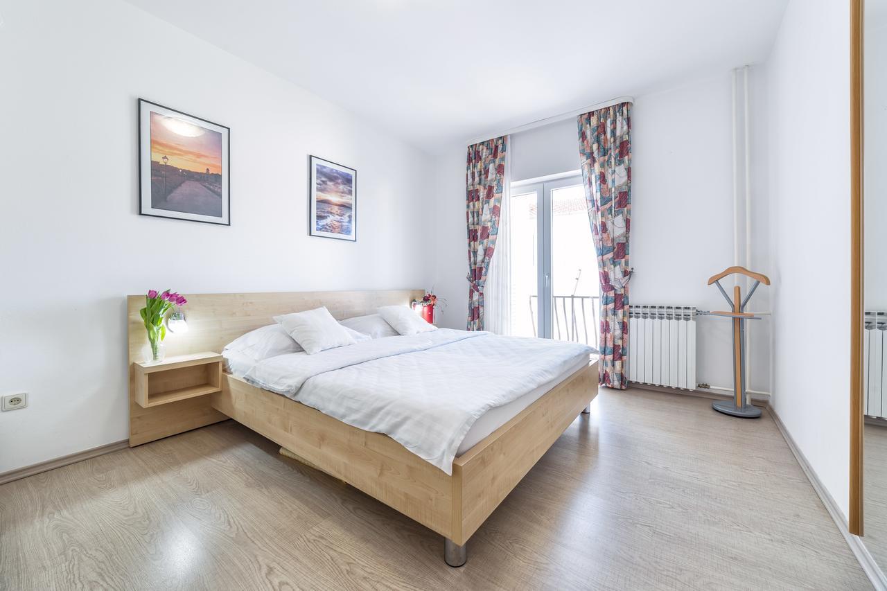 Apartments Valentino Vodice Luaran gambar