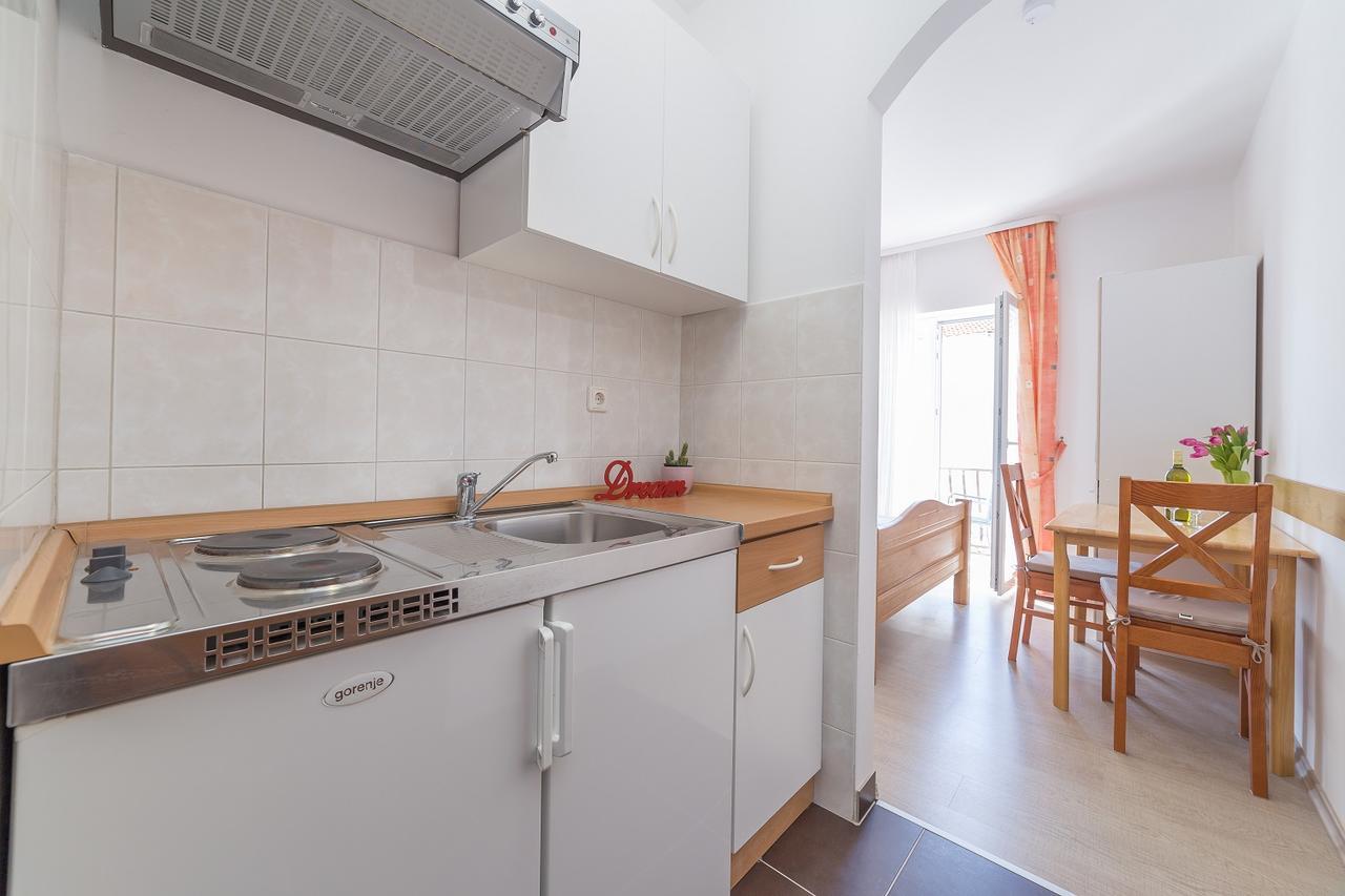 Apartments Valentino Vodice Luaran gambar